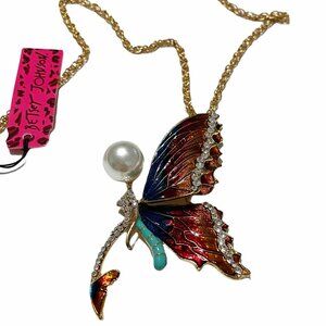 NWT Betsey Johnson Necklace Large Butterfly Pearl Gold Tone Statement